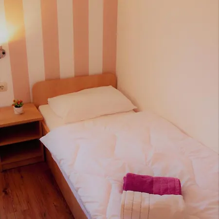 & Casa Gagro Gæstehus 3*