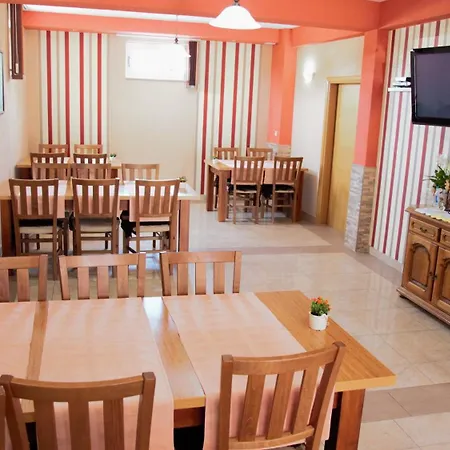 Pensionat Apartments & Rooms Casa Gagro