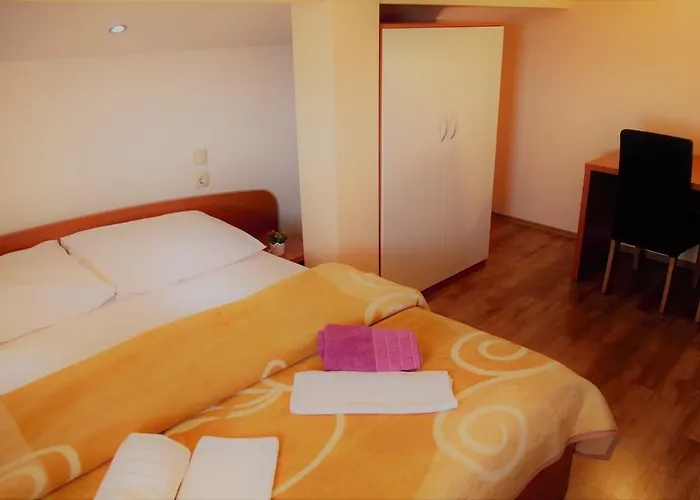 Apartments & Rooms Casa Gagro 3*